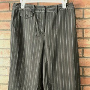 Larry Levine Dress Shorts Size 10 Stretch Black with Light Blue Pinstripes